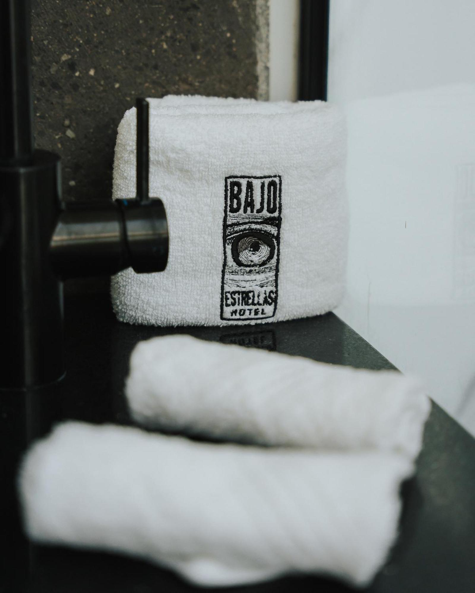 Bajo Estrellas Hotel Contemporaneo 瓜达鲁佩镇 外观 照片